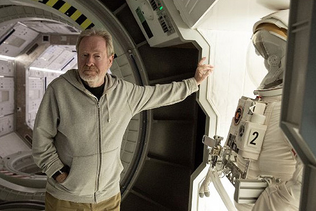 Ridley-Scott-on-the-set-of-The-Martian